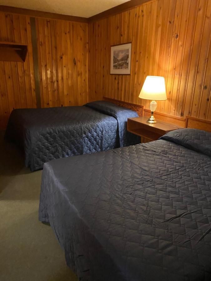 היינס ג'נקשן Glacier View Inn מראה חיצוני תמונה